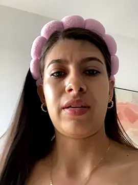 Snapshot of Lenapink19 chatting on 10-14-25, 06:42 Lenapink19 online show from 10-14-25, 06:42