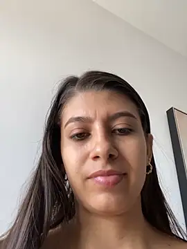 Snapshot of Lenapink19 chatting on 10-16-25, 04:41 Lenapink19 online show from 10-16-25, 04:41