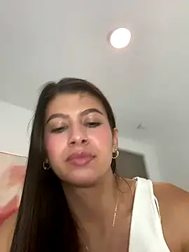 Snapshot of Lenapink19 chatting on 10-24-25, 02:41 Lenapink19 online show from 10-24-25, 02:41