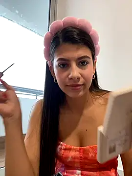 Snapshot of Lenapink19 chatting on 10-27-25, 09:08 Lenapink19 online show from 10-27-25, 09:08