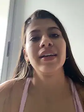 Snapshot of Lenapink19 chatting on 10-28-25, 09:39 Lenapink19 online show from 10-28-25, 09:39