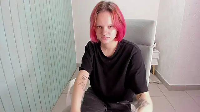 Elieiza xo online show from 09-16-25, 03:29