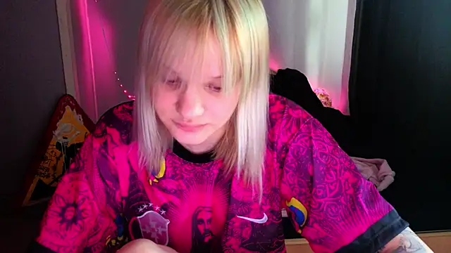 Elieiza xo online show from 05-21-26, 09:27