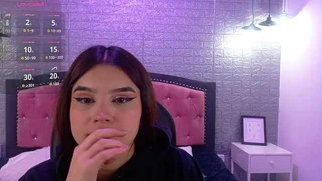 Natalie loffreda online show from 09-09-25, 02:55