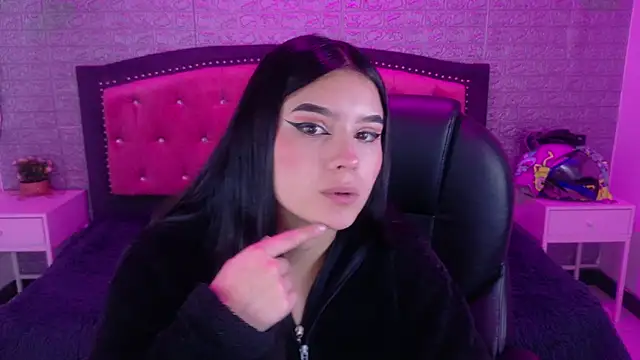 Natalie loffreda online show from 03-03-26, 03:23