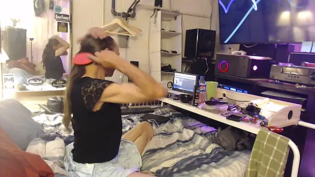 Puff0169 online show from 06-10-26, 03:29