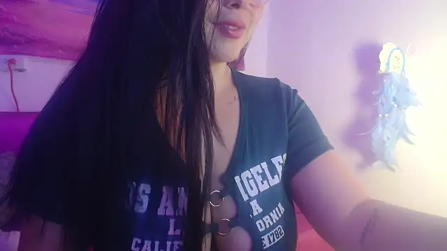 isa  crazy   online show from 06-26-26, 06:29
