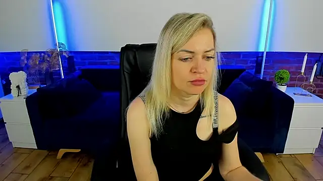 Anna Snows online show from 09-22-25, 05:31