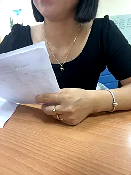 Snapshot of -NhaKy22 chatting on 09-10-25, 01:05 -NhaKy22 online show from 09-10-25, 01:05