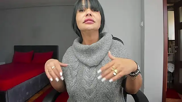 Snapshot of Ella_sweety00 chatting on 10-20-25, 12:27 Ella sweety00 online show from 10-20-25, 12:27