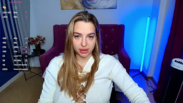 Emma  Ross online show from 05-09-26, 01:55