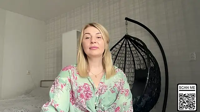 Blondie xoxoxo online show from 03-26-26, 10:32