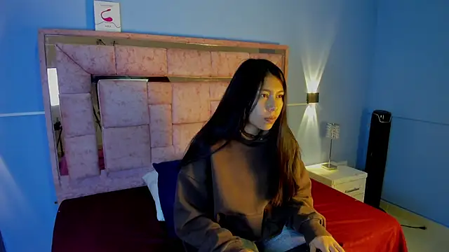 LICKY LOV online show from 10-04-25, 03:04