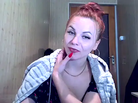 Snapshot of Kisa26311 chatting on 09-30-25, 12:43 Kisa26311 online show from 09-30-25, 12:43