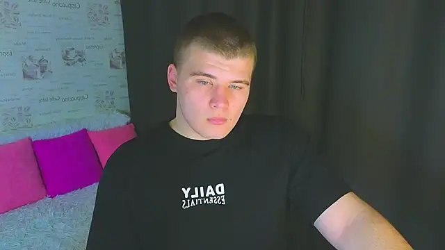 kittenmurr online show from 09-28-25, 09:09