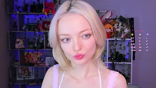 ShizukaBlanche online show from 10-07-25, 03:04