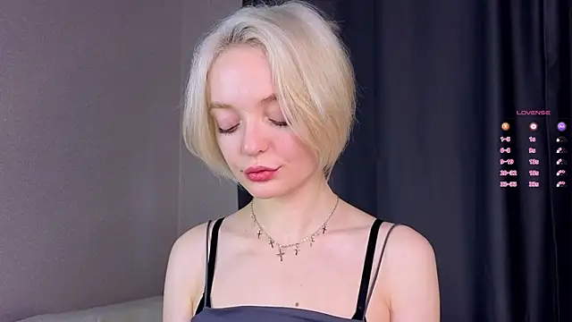 ShizukaBlanche online show from 10-11-25, 03:06