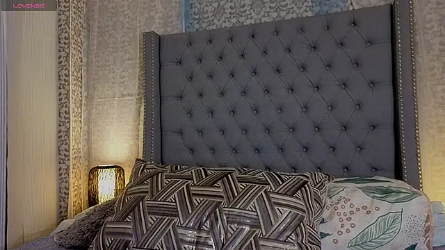 Abby roussee online show from 11-02-25, 04:31