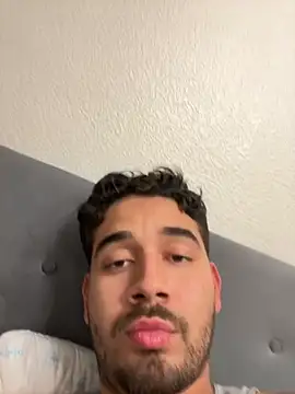 Snapshot of JJ775MC chatting on 11-05-25, 12:43 JJ775MC online show from 11-05-25, 12:43