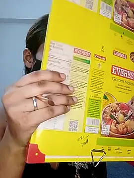 Cutie Shruti online show from 09-30-25, 01:05