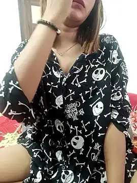 Cutie Shruti online show from 10-30-25, 01:40