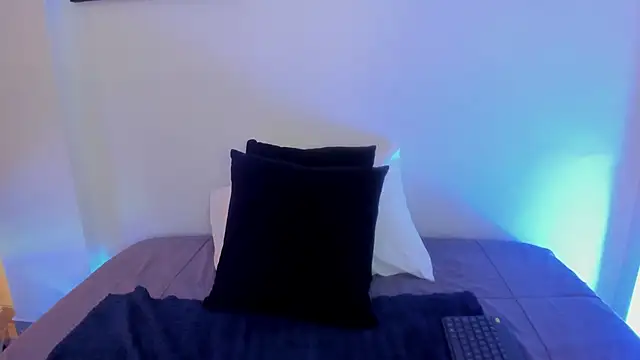 Sophia Blazee online show from 09-15-25, 12:38