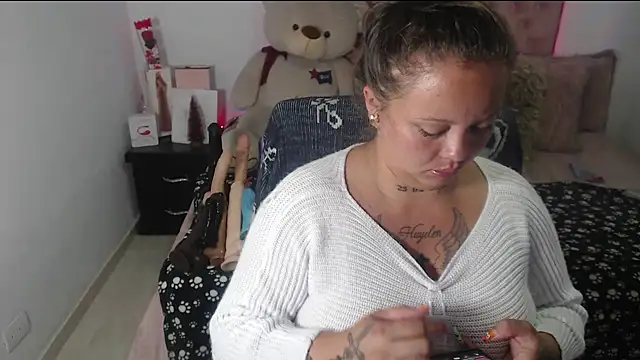 patty squirt  online show from 10-01-25, 02:39