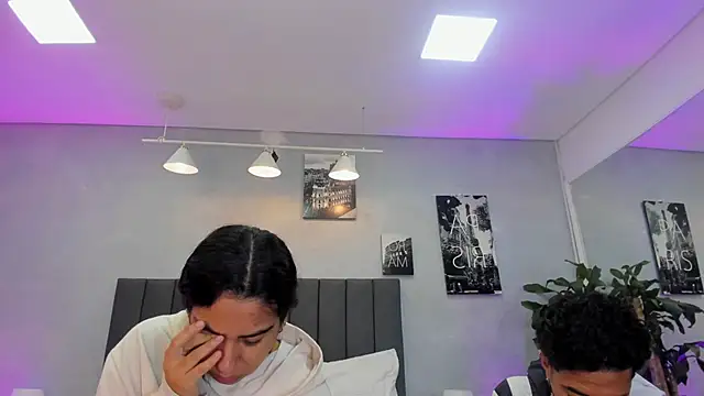 violet and myers online show from 11-19-25, 11:32