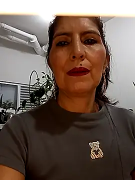 Snapshot of swity_foster chatting on 02-18-26, 12:34 swity foster online show from 02-18-26, 12:34