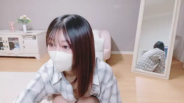 Yuna-ch online show from 03-23-26, 03:16