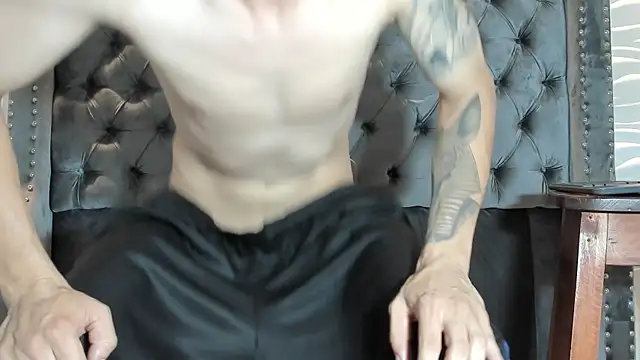 MARCUS SMITHH1 online show from 09-12-25, 04:12