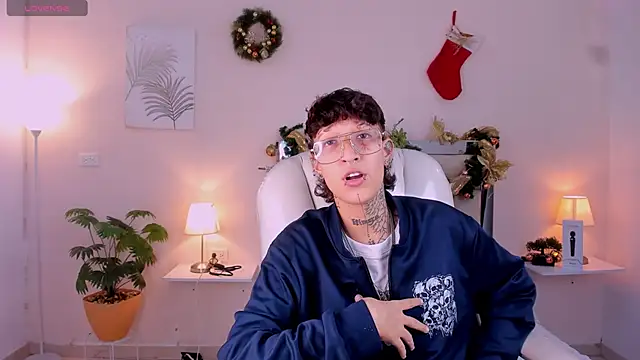 Luci Rose online show from 11-20-25, 03:18