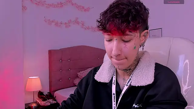 Luci Rose online show from 05-16-26, 07:45