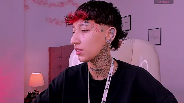 Luci Rose online show from 05-27-26, 12:02