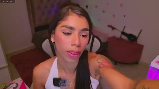 BrunetteAdams001 online show from 03-02-26, 04:03