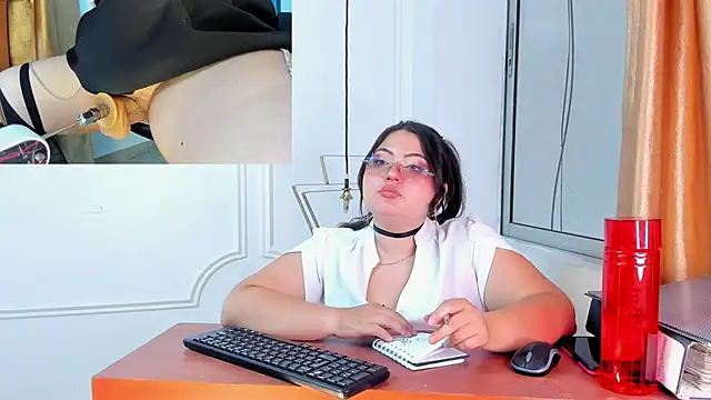 Tessa Sinclaire online show from 05-05-26, 09:01