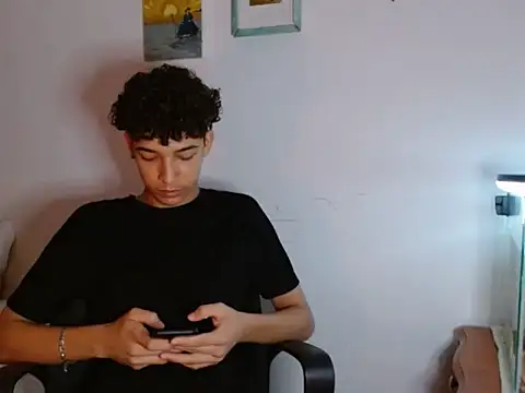 Xtremeplay 18 online show from 09-30-25, 05:12