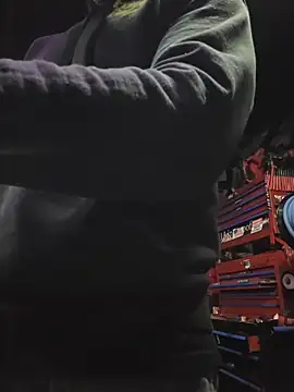 twistafatpipe online show from 10-31-25, 04:13