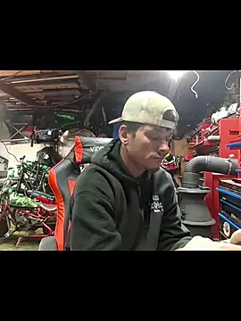 twistafatpipe online show from 11-26-25, 03:07