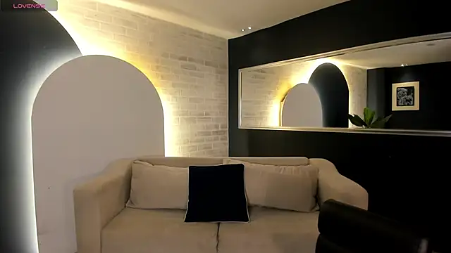 Snapshot of NataliaGaret chatting on 04-02-26, 10:46 NataliaGaret online show from 04-02-26, 10:46