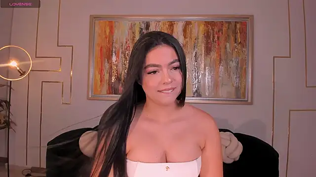 Snapshot of NataliaGaret chatting on 05-02-26, 06:13 NataliaGaret online show from 05-02-26, 06:13