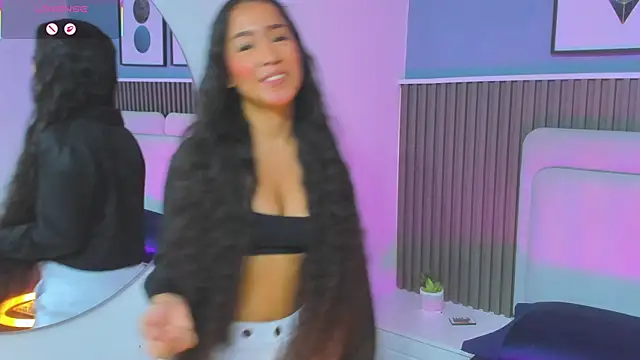 lily  star online show from 10-26-25, 05:02