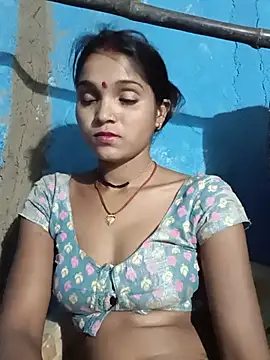 Snapshot of Harini_Gautam chatting on 05-22-26, 04:23 Harini Gautam online show from 05-22-26, 04:23