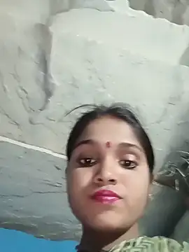 Snapshot of Harini_Gautam chatting on 05-28-26, 04:48 Harini Gautam online show from 05-28-26, 04:48