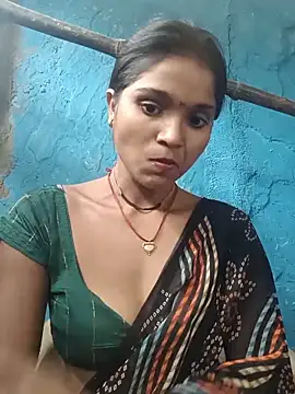 Snapshot of Harini_Gautam chatting on 06-01-26, 06:26 Harini Gautam online show from 06-01-26, 06:26