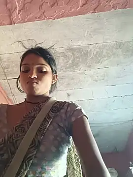 Snapshot of Harini_Gautam chatting on 06-14-26, 02:57 Harini Gautam online show from 06-14-26, 02:57