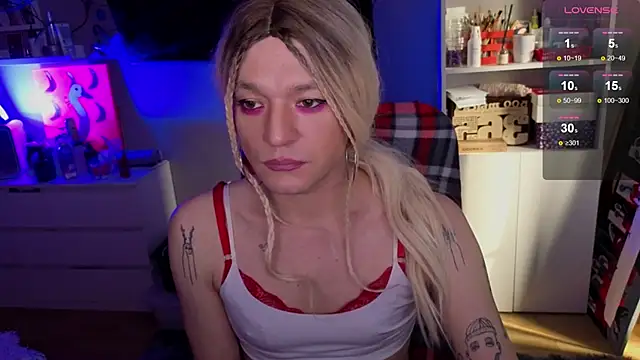 Kkkylie online show from 03-31-26, 12:16