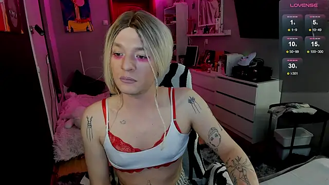 Snapshot of Kkkylie chatting on 04-14-26, 05:08 Kkkylie online show from 04-14-26, 05:08