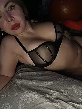 BunnyFoxy777 online show from 02-13-26, 08:38