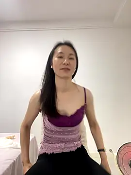 Snapshot of manmanyu520 chatting on 10-27-25, 06:39 manmanyu520 online show from 10-27-25, 06:39